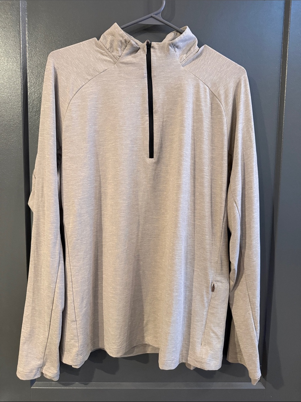 Men’s REI Co-op Heathered Light Taupe Quarter Zip. size Large